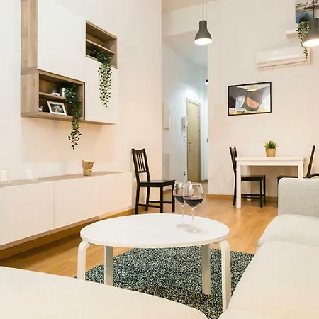 Апартаменты Family Patio&swimming Pool In Center *